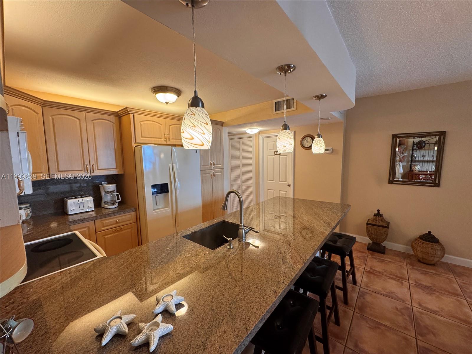 Photo of 3725 Ocean Dr  #421, Hollywood, Florida, 33019 - 