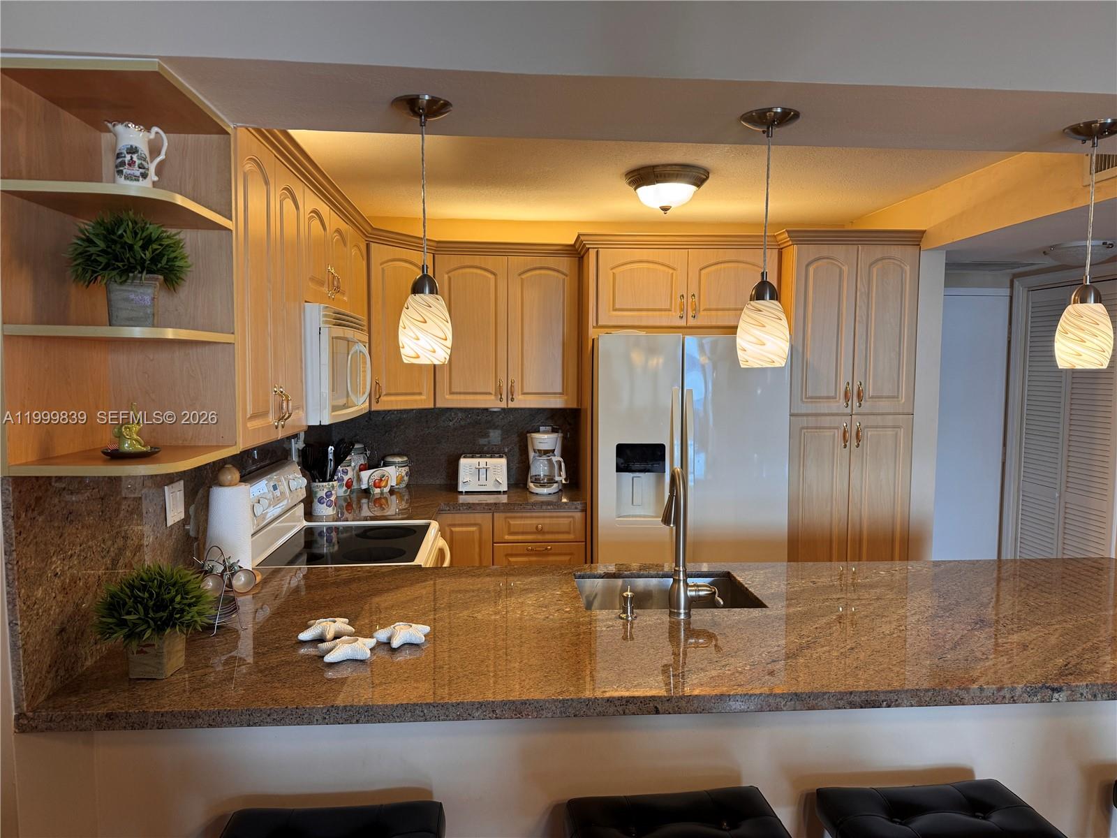 Photo of 3725 Ocean Dr  #421, Hollywood, Florida, 33019 - 