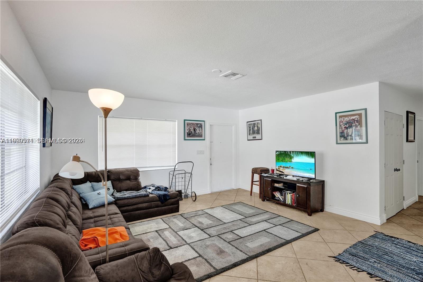   /  2264 sq. ft. $ 2026-04-13 0 Photo