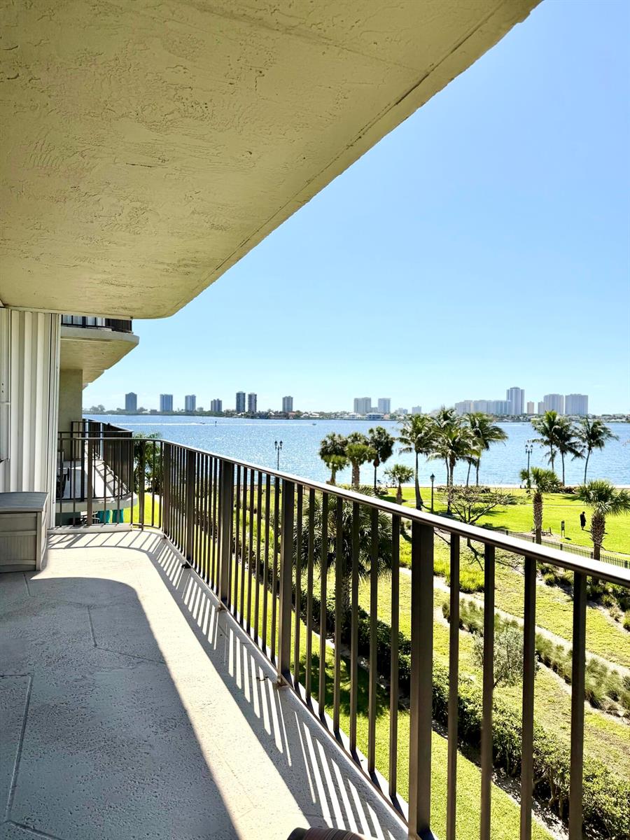 Ver detalles 414 2 / 2 1440 sq. ft. $ 2026-06-12 0 foto