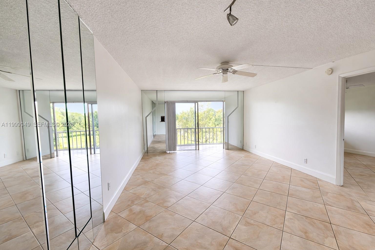 See details 302 1 / 2 775 sq. ft. $ 2026-05-05 0 Photo