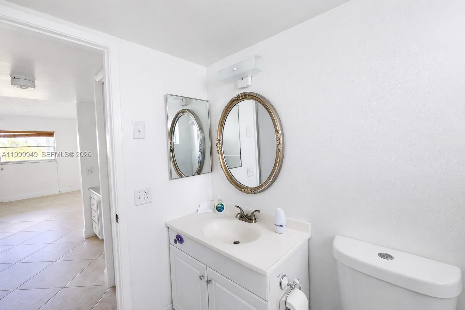 See details 302 1 / 2 775 sq. ft. $ 2026-05-05 0 Photo