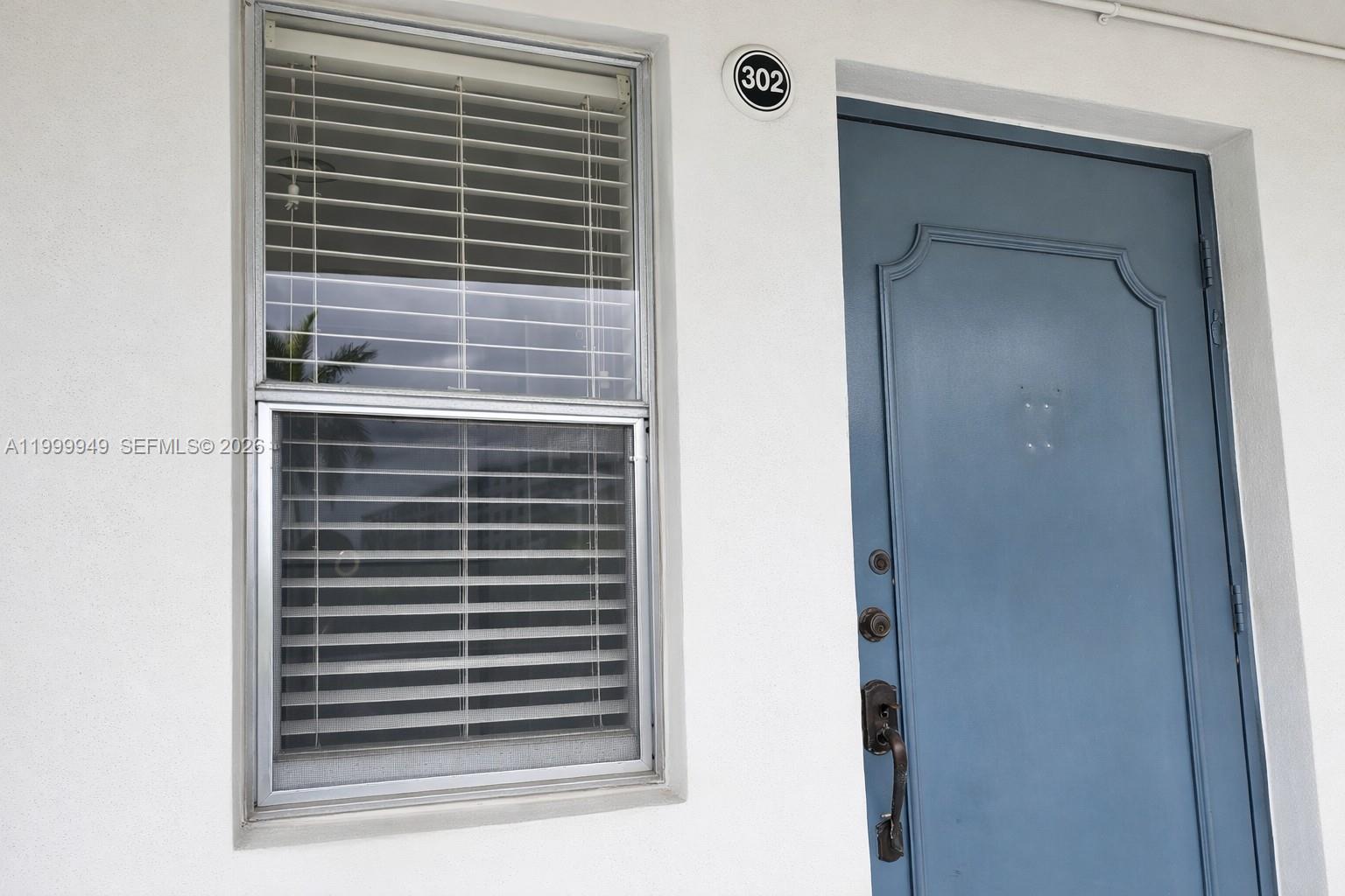 See details 302 1 / 2 775 sq. ft. $ 2026-05-05 0 Photo
