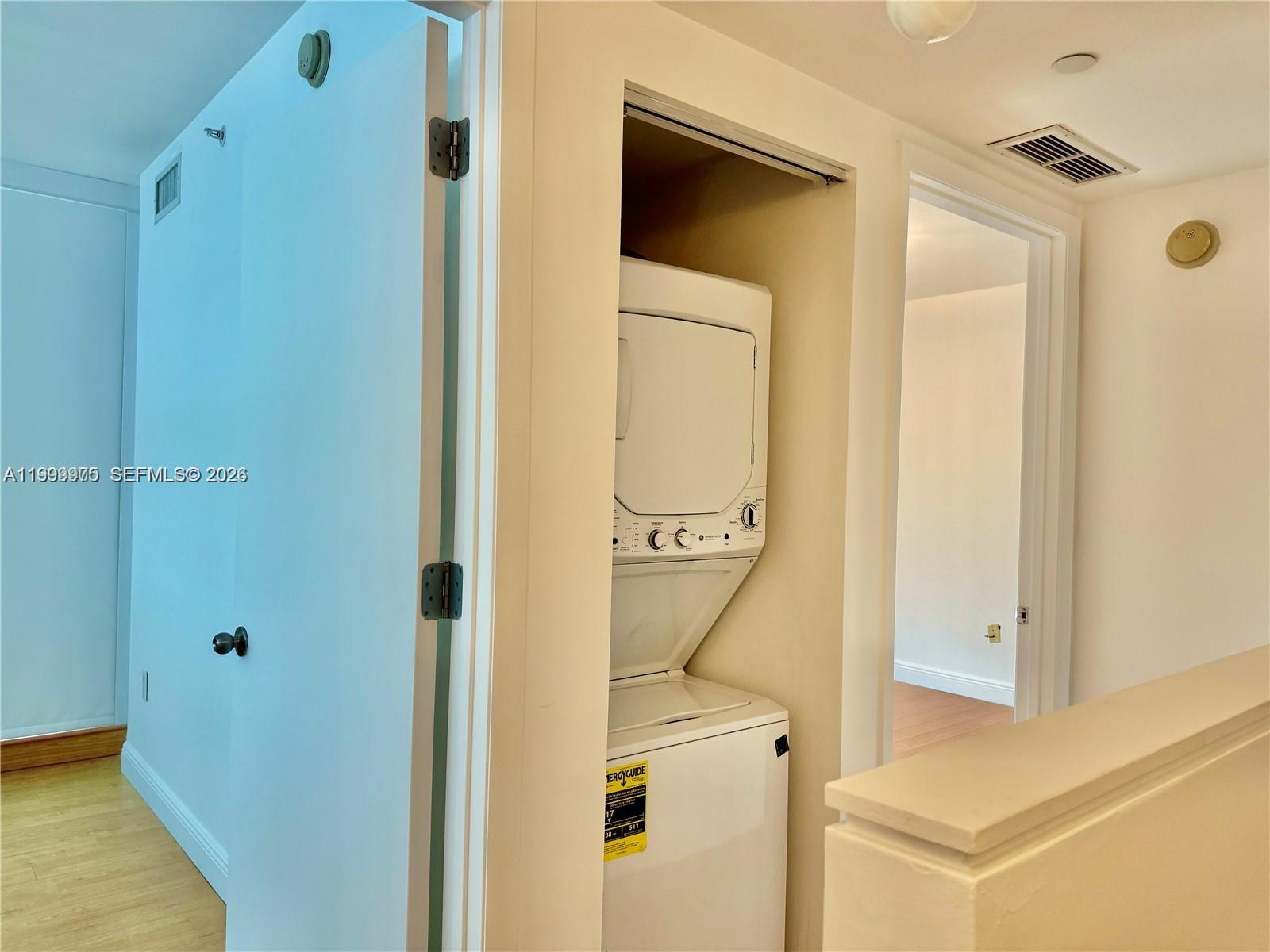 Photo of 3131 188th St  #2-1213, Aventura, Florida, 33180 - 