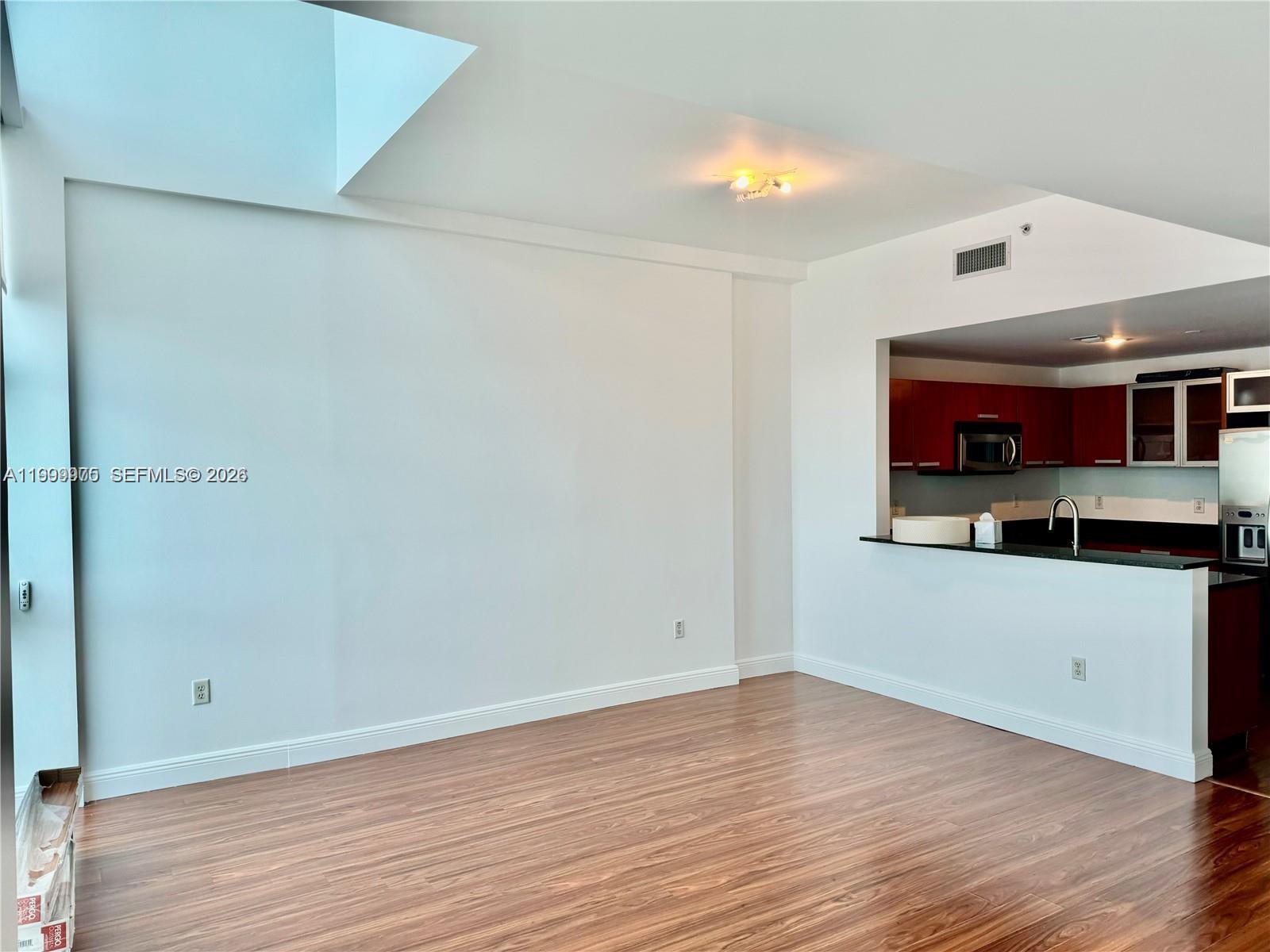 Photo of 3131 188th St  #2-1213, Aventura, Florida, 33180 - 