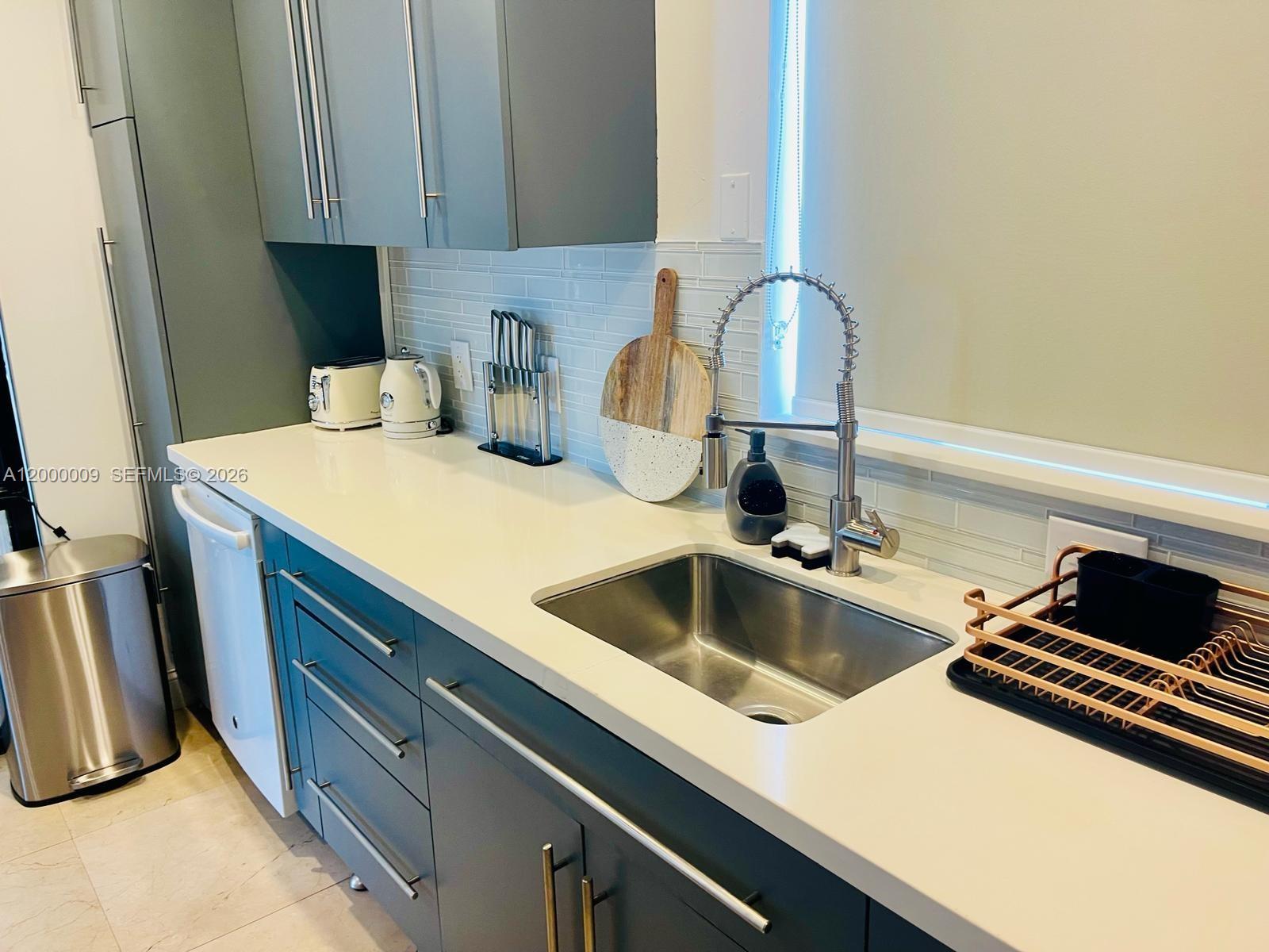   /  1672 sq. ft. $ 2026-04-13 0 Photo