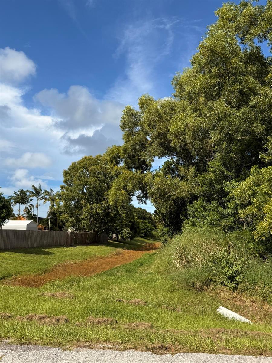  / 0  sq. ft. $ 2026-04-14 0 foto