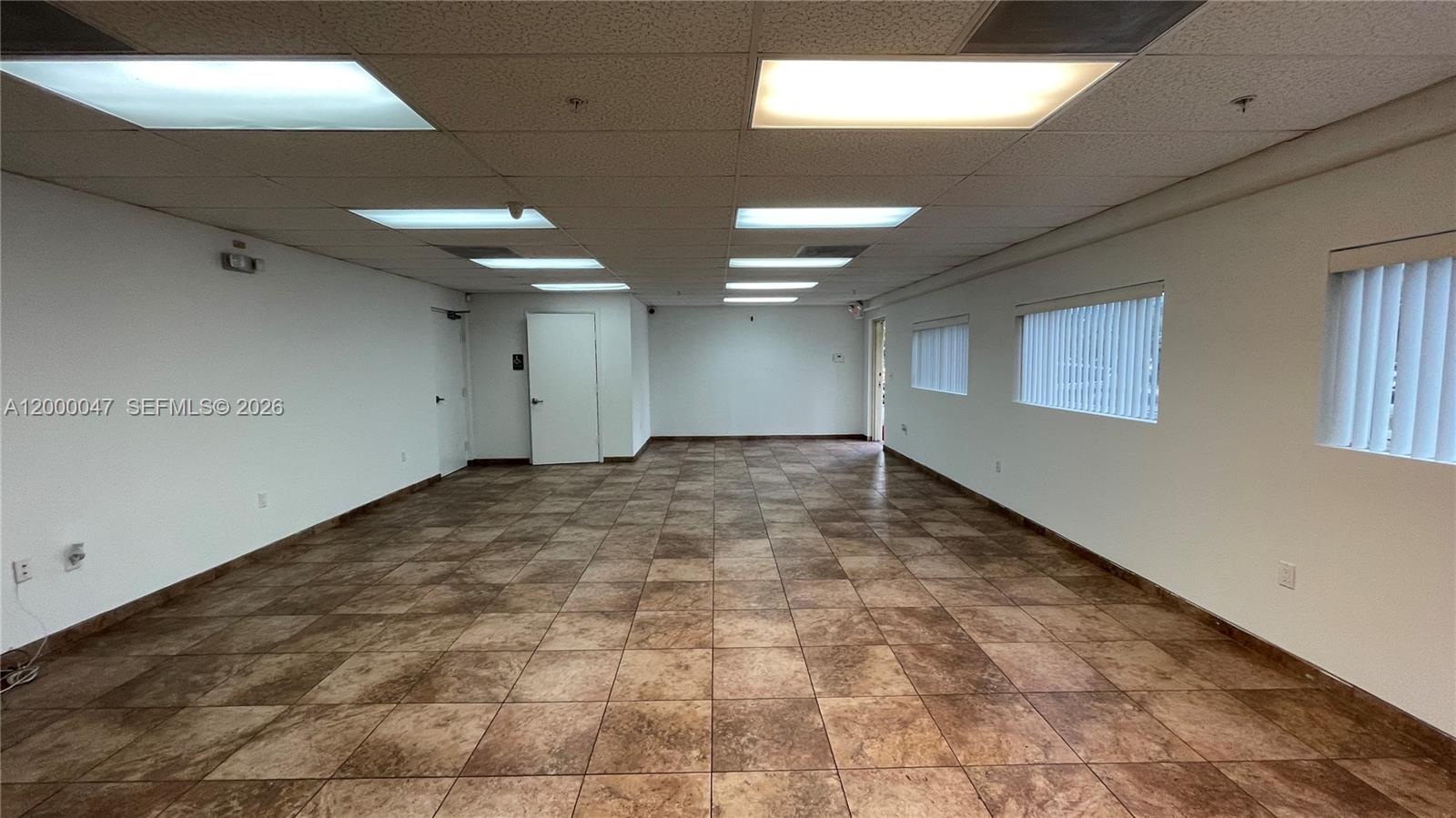 160  /   sq. ft. $ 2026-04-13 0 Photo