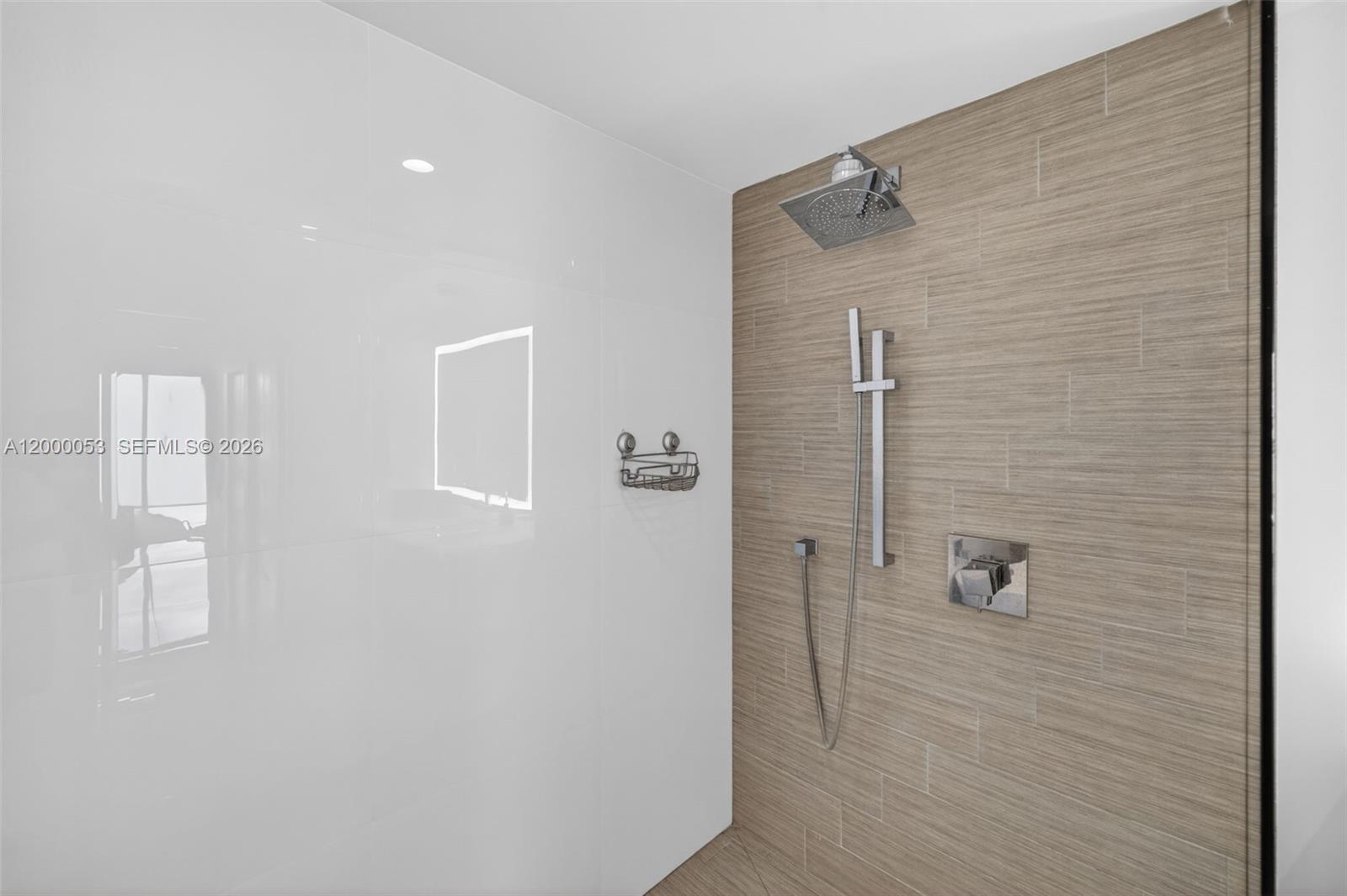 4-807 3 / 4 1892 sq. ft. $ 2026-04-13 0 Photo