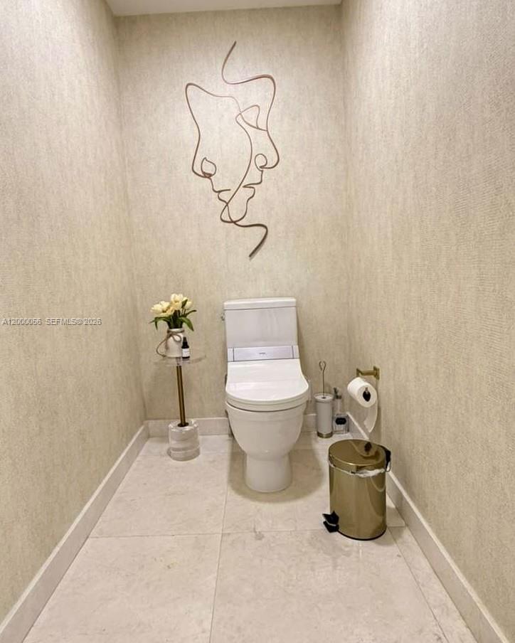 Photo of 17301 Biscayne Blvd  #308, North Miami Beach, Florida, 33160 - Primary Bathroom