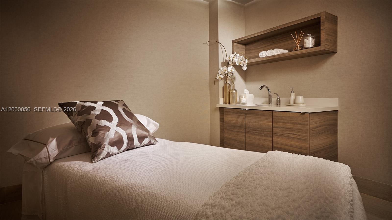 Photo of 17301 Biscayne Blvd  #308, North Miami Beach, Florida, 33160 - Massage Room