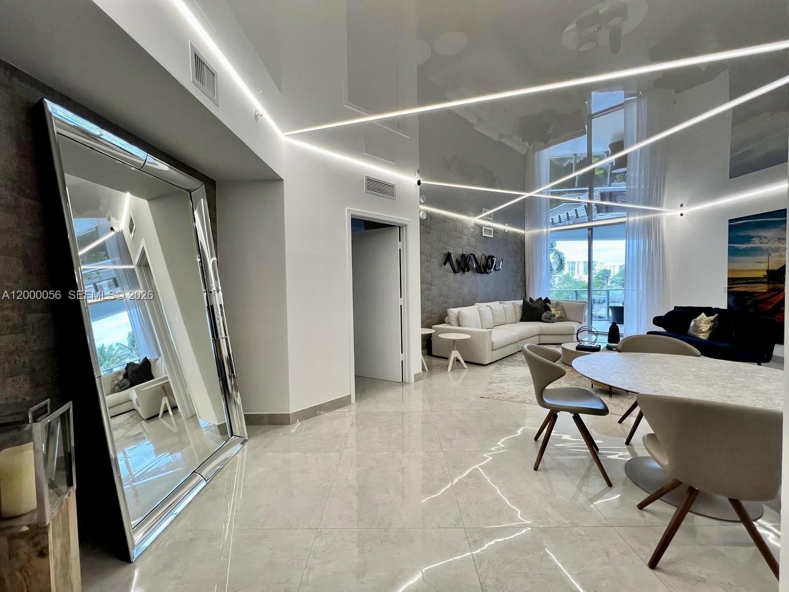 Photo of 17301 Biscayne Blvd  #308, North Miami Beach, Florida, 33160 - Main Entrance Hallway