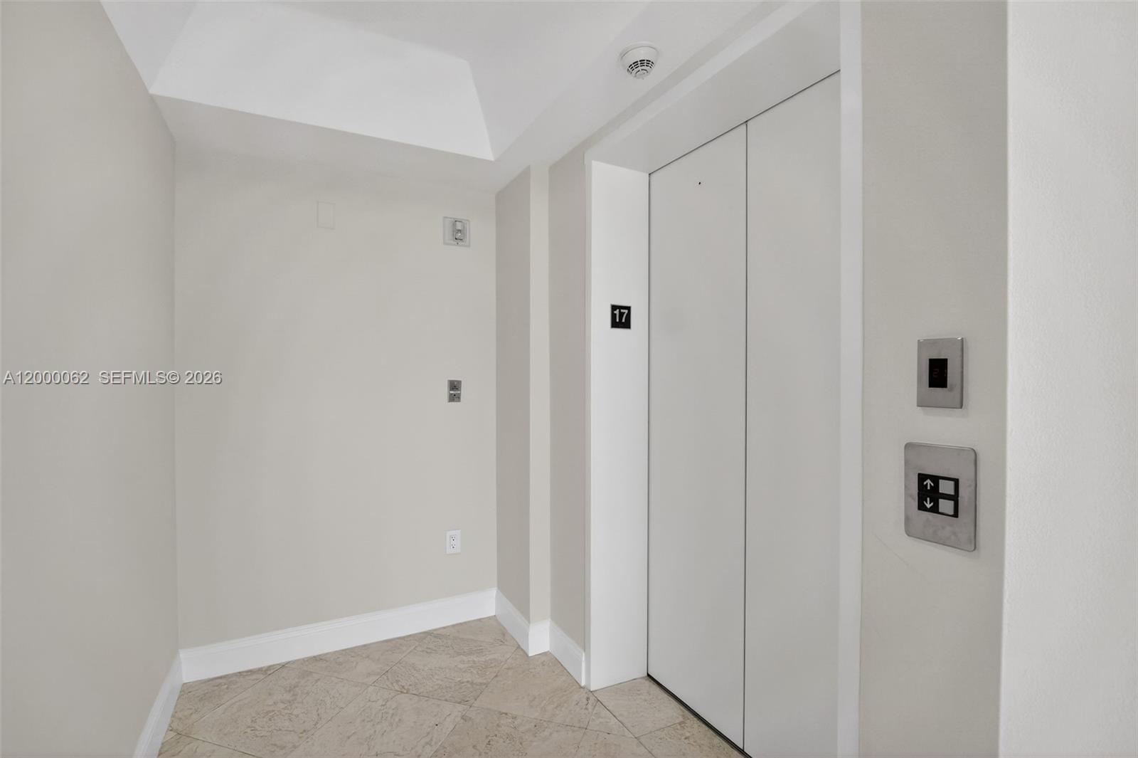 Photo of 18671 Collins Ave  #1702, Sunny Isles Beach, Florida, 33160 - Elevator entry