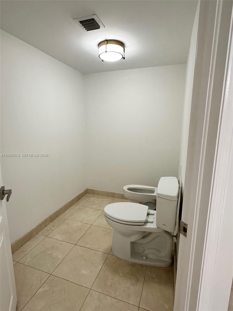 Photo of 8925 Collins Ave  #2J, Surfside, Florida, 33154 - 