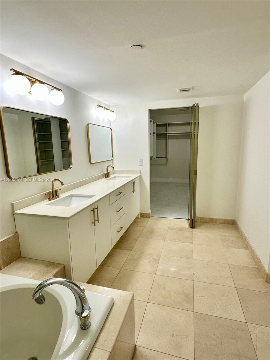 Photo of 8925 Collins Ave  #2J, Surfside, Florida, 33154 - 