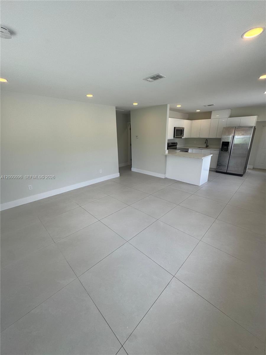   /  2544 sq. ft. $ 2026-04-13 0 Photo