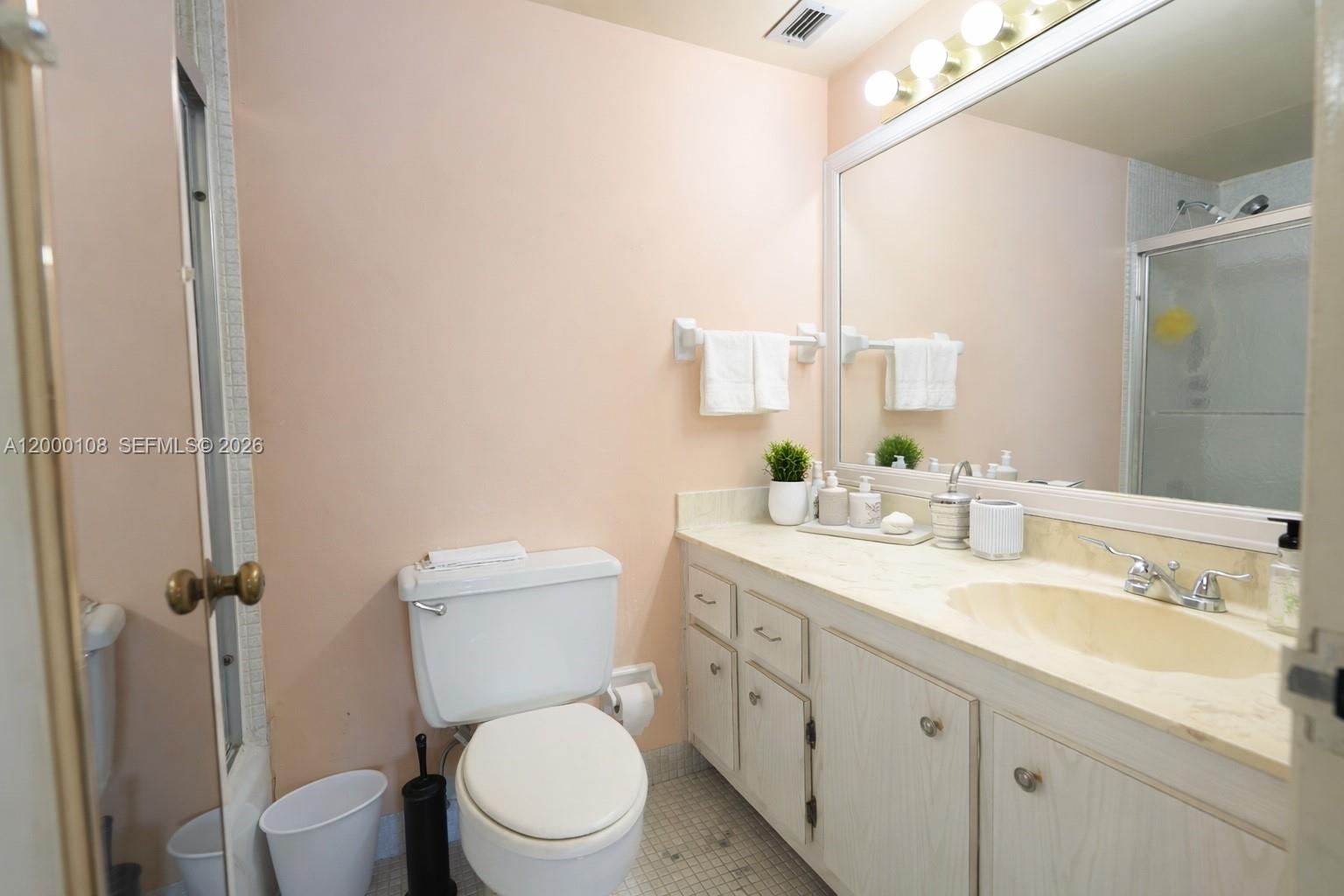 Photo of 3800 Ocean Dr  #409, Hollywood, Florida, 33019 - 