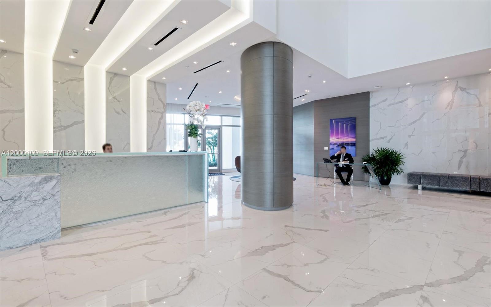 Photo of 17111 Biscayne Blvd  #903, North Miami Beach, Florida, 33160 - 