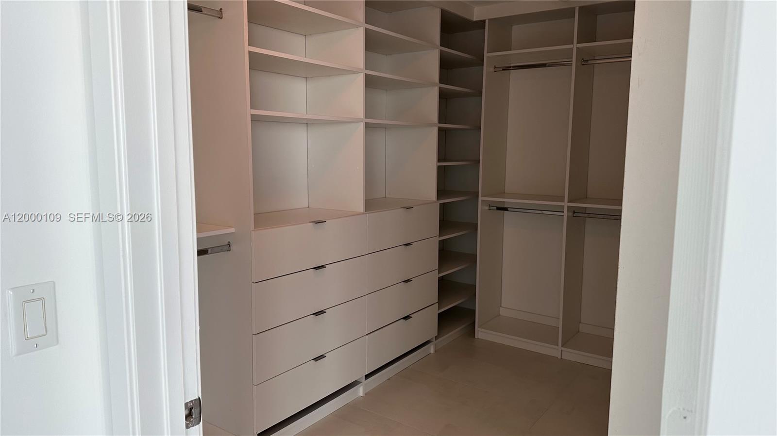 Photo of 17111 Biscayne Blvd  #903, North Miami Beach, Florida, 33160 - 