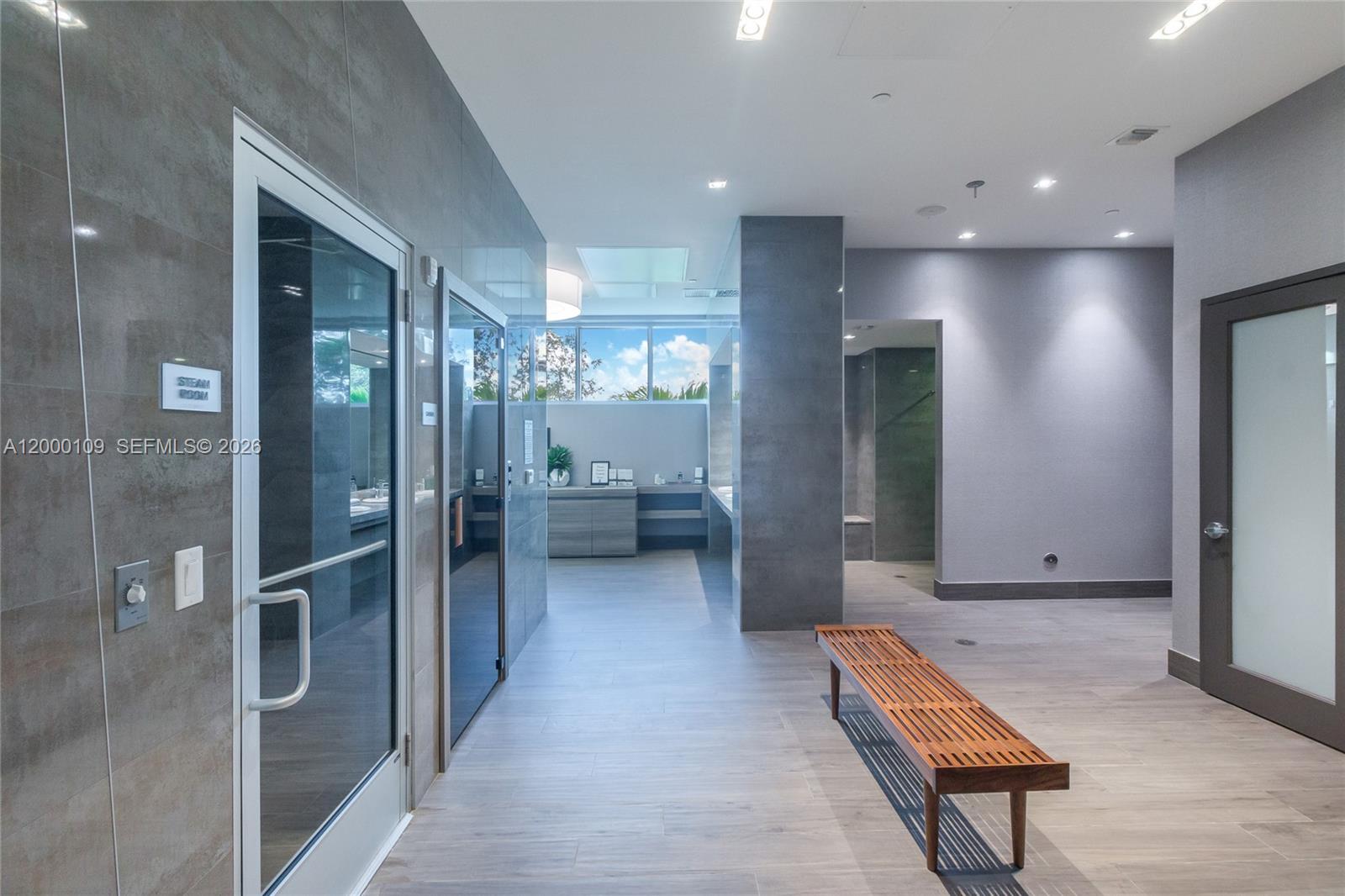 Photo of 17111 Biscayne Blvd  #903, North Miami Beach, Florida, 33160 - 