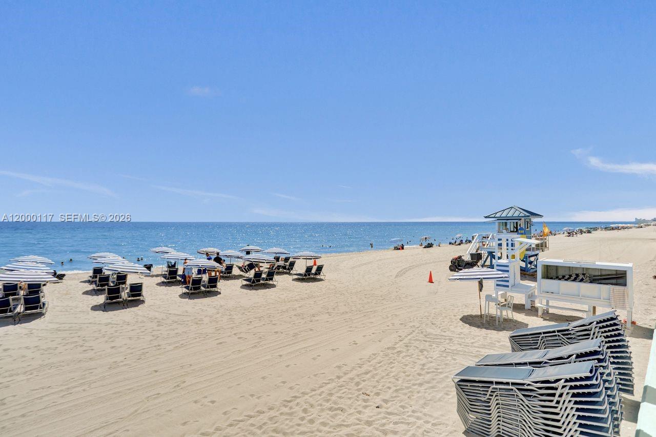 Photo of 3725 Ocean Dr  #306, Hollywood, Florida, 33019 - 