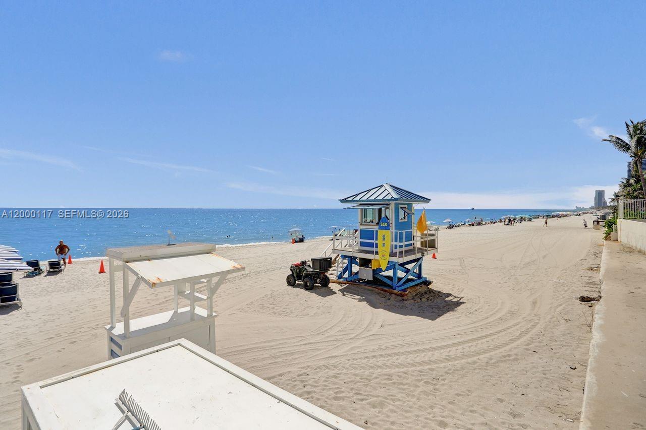 Photo of 3725 Ocean Dr  #306, Hollywood, Florida, 33019 - 