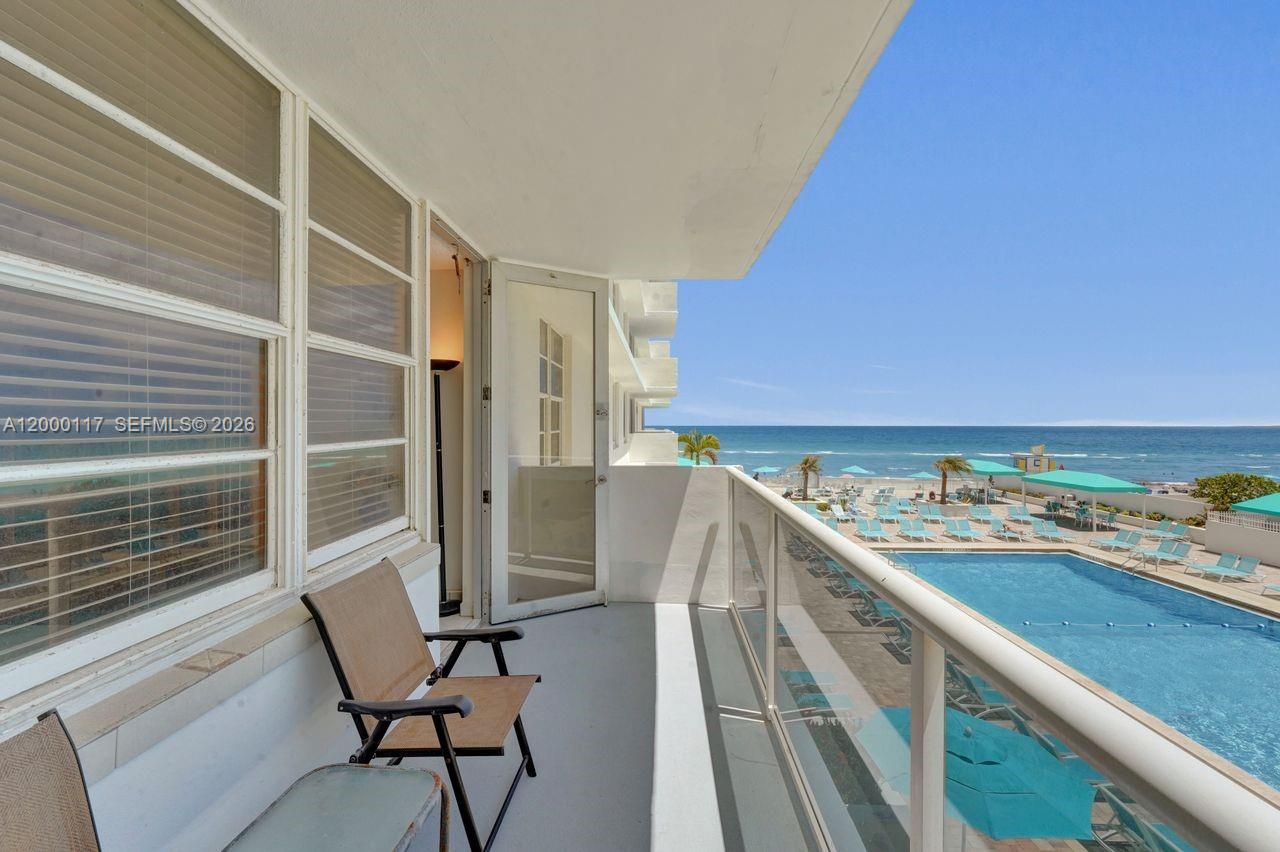 Photo of 3725 Ocean Dr  #306, Hollywood, Florida, 33019 - 