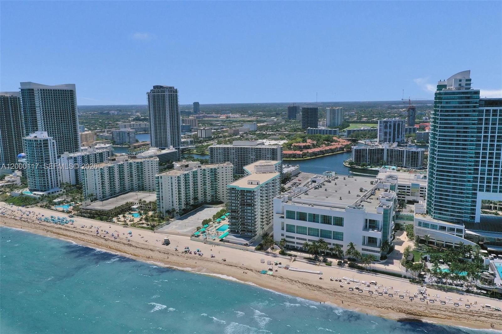 Photo of 3725 Ocean Dr  #306, Hollywood, Florida, 33019 - 