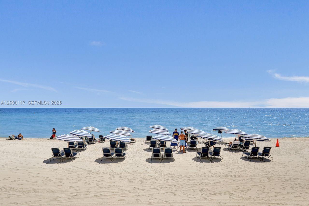 Photo of 3725 Ocean Dr  #306, Hollywood, Florida, 33019 - 