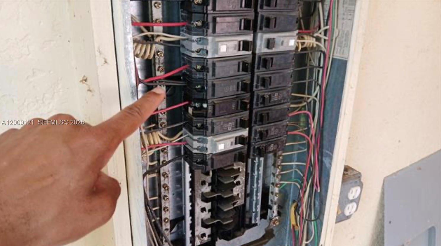 3931 3 / 2 1784 sq. ft. $ 2026-04-13 0 Photo