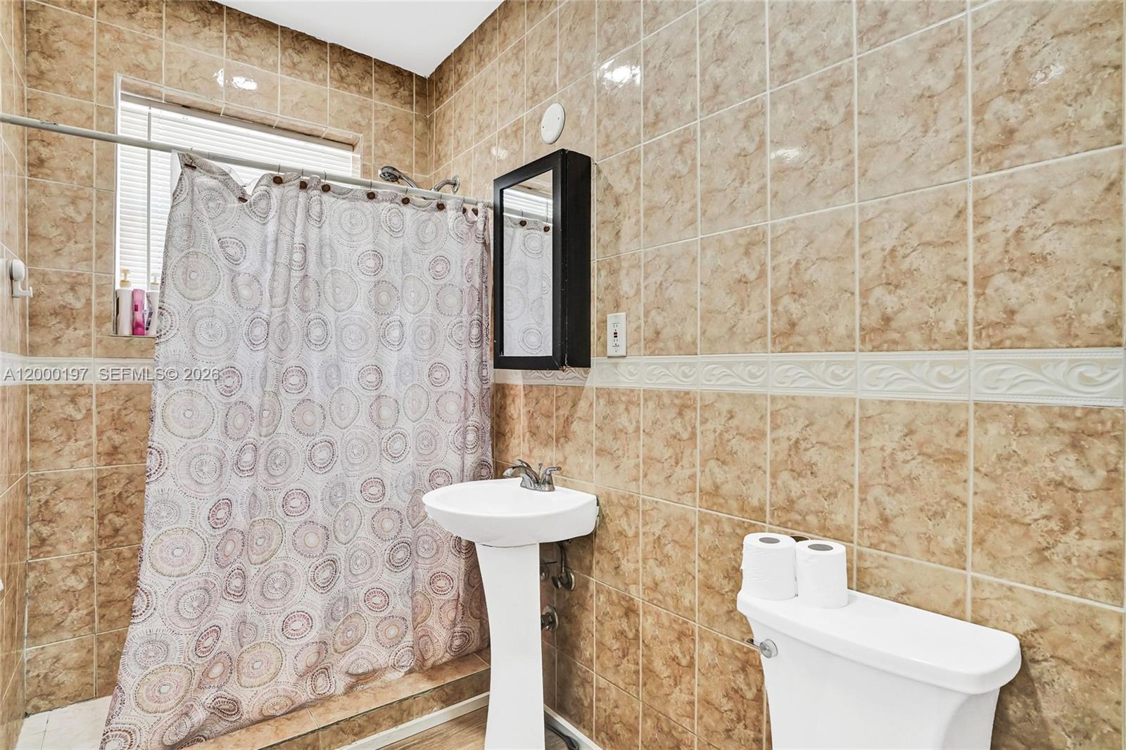   /  3425 sq. ft. $ 2026-04-13 0 Photo
