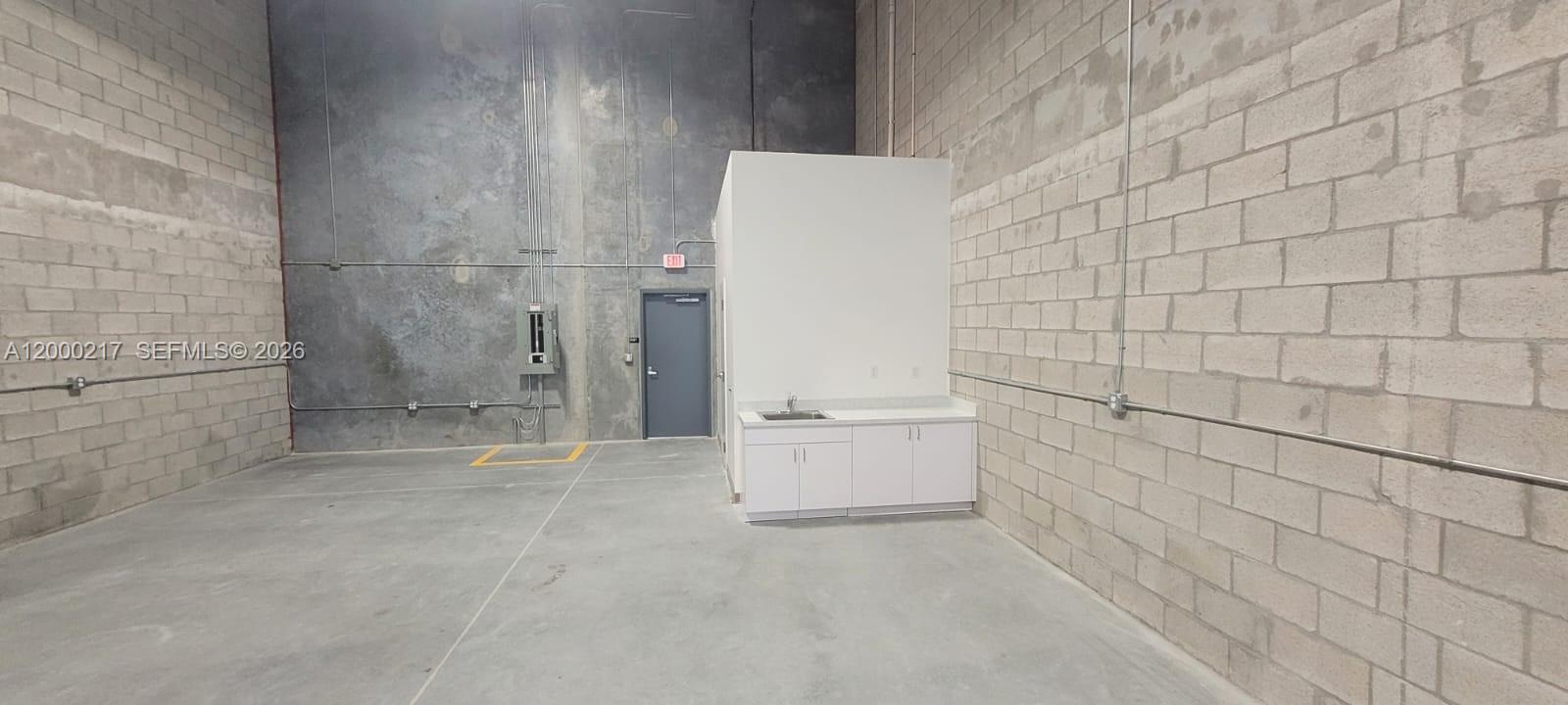 Bay 12  /   sq. ft. $ 2026-04-13 0 Photo