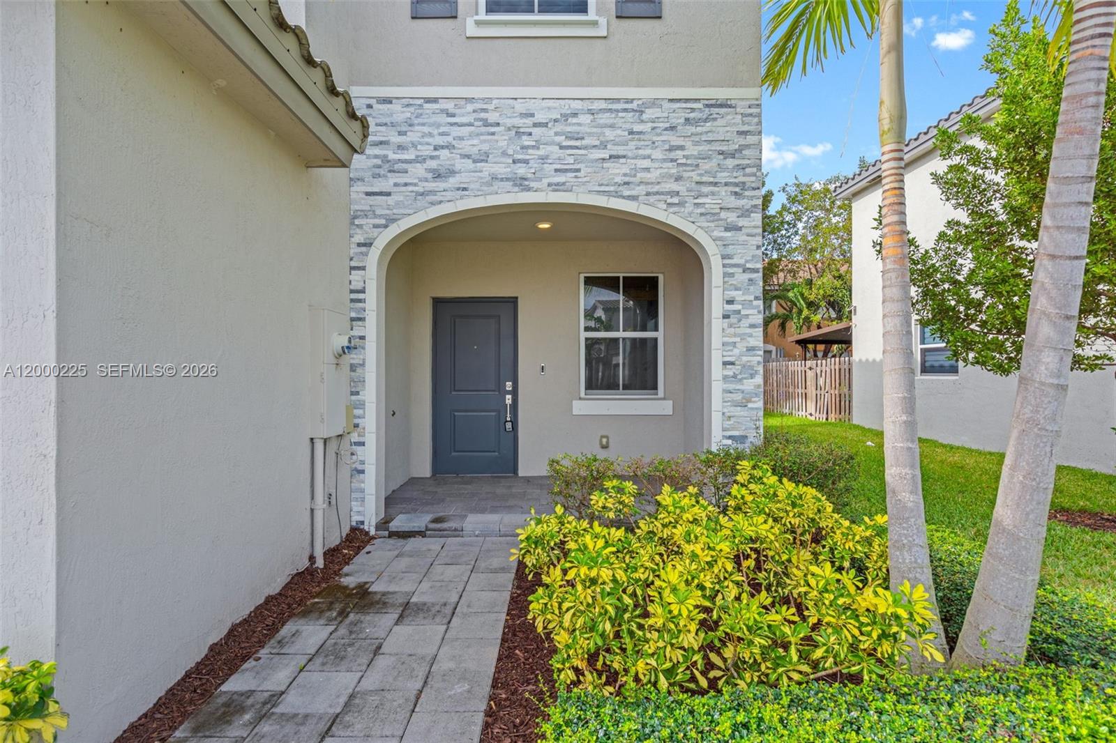 1100 3 / 3 1331 sq. ft. $ 2026-04-13 0 Photo