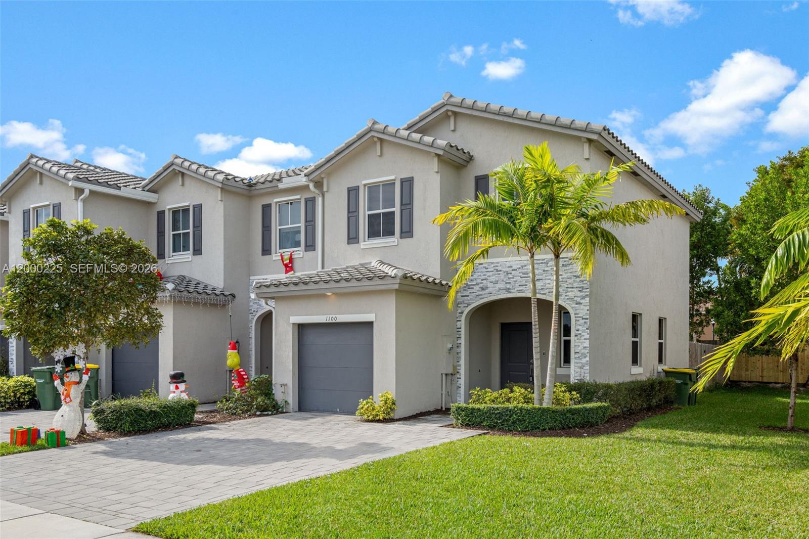 1100 3 / 3 1331 sq. ft. $ 2026-04-13 0 Photo