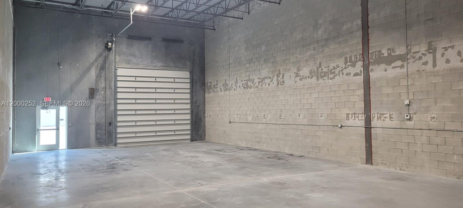 Bay 16  /   sq. ft. $ 2026-04-13 0 Photo