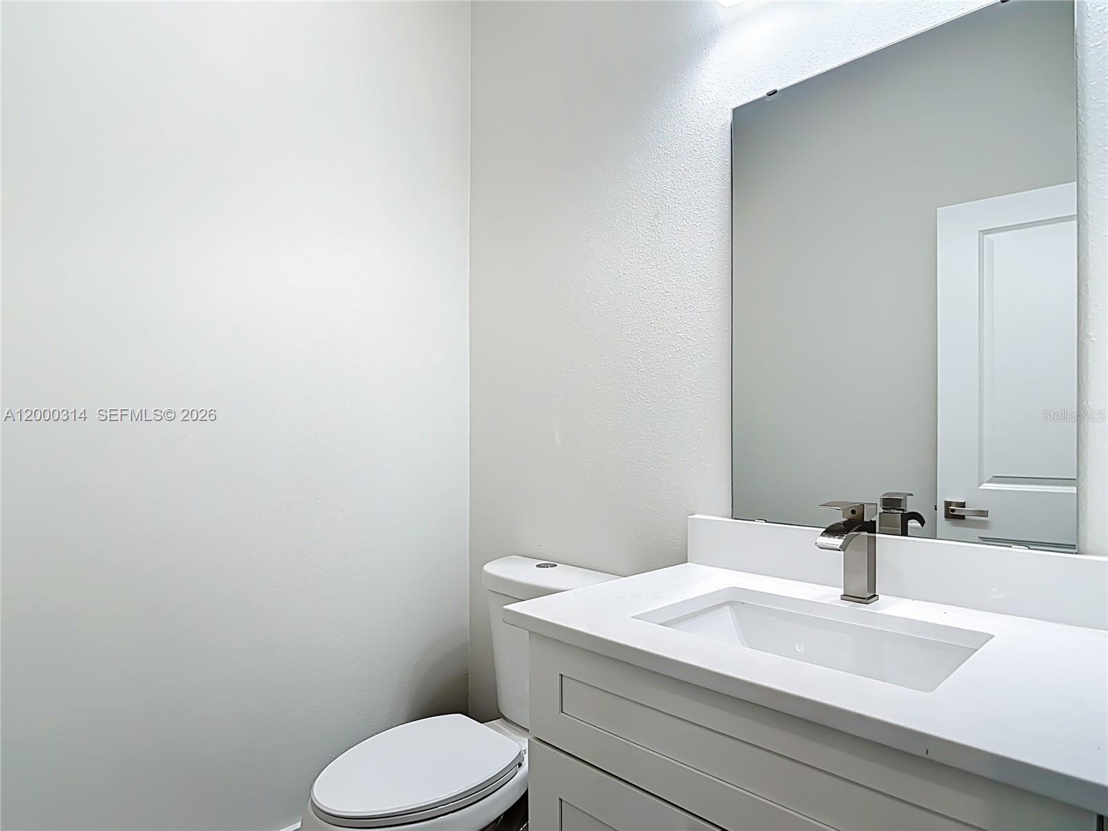 Ver detalles 18374 4 / 3 1695 sq. ft. $ 2026-04-13 0 foto