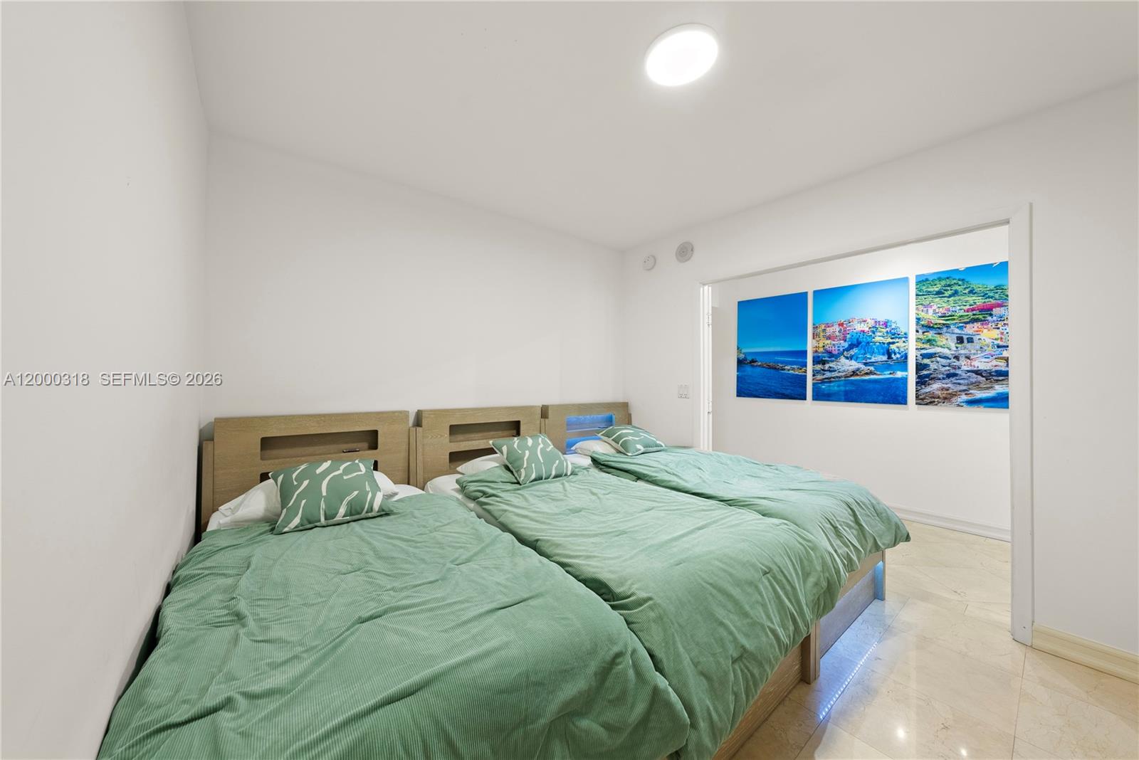 3301 3 / 4 2078 sq. ft. $ 2026-04-25 0 Photo