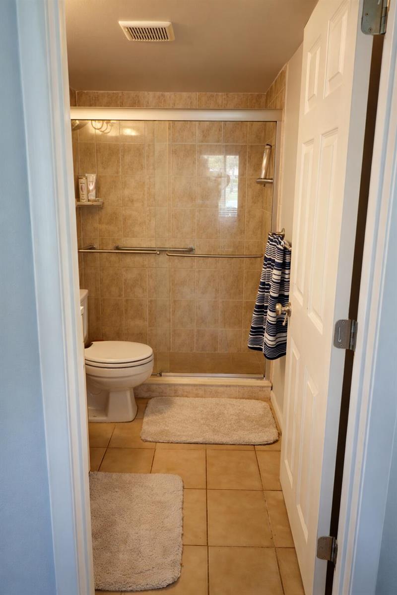 Ver detalles B1 2 / 2 1106 sq. ft. $ 2026-06-19 0 foto