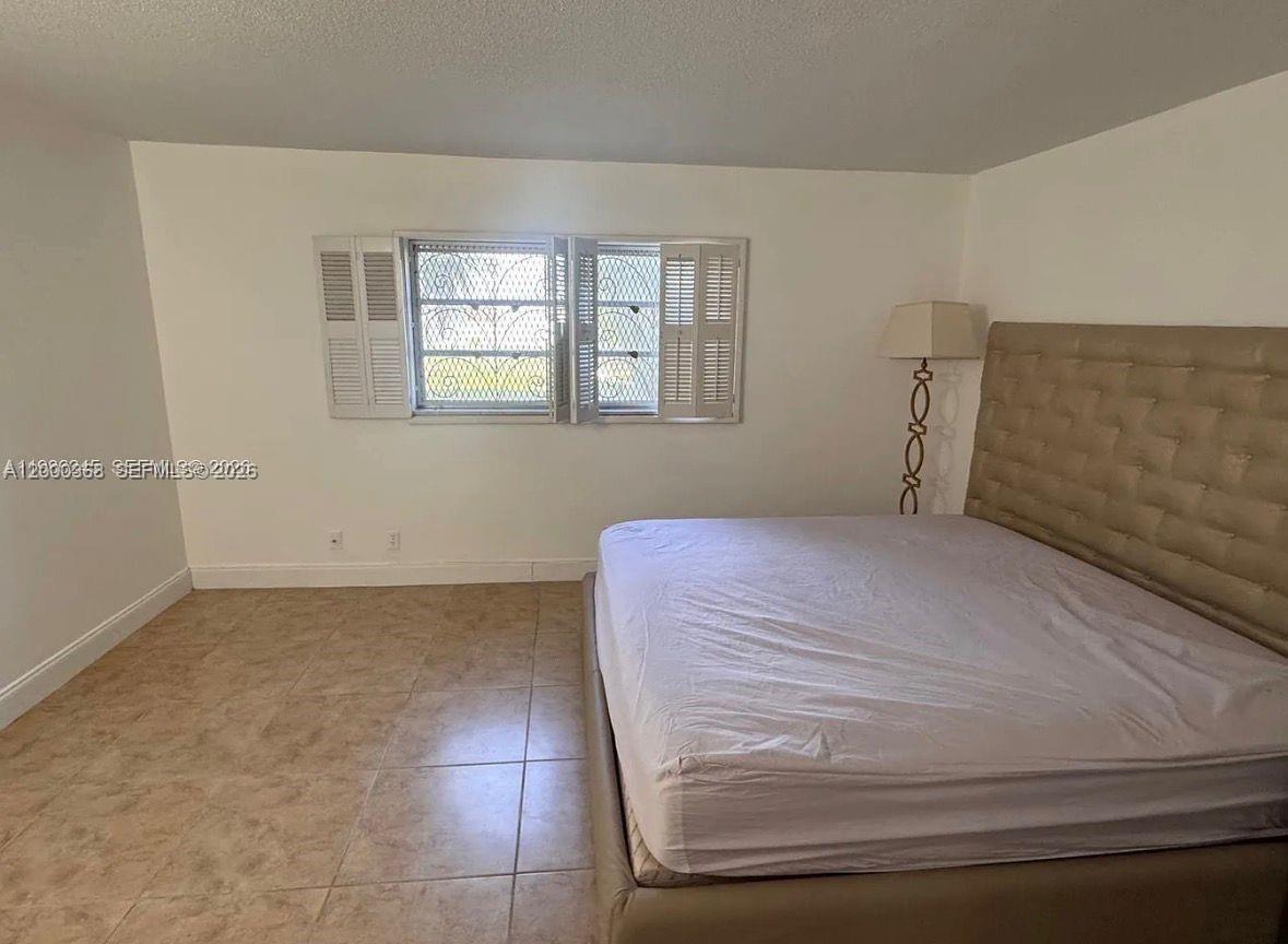 Photo of 219 14th Ave  #406, Hallandale Beach, Florida, 33009 - 