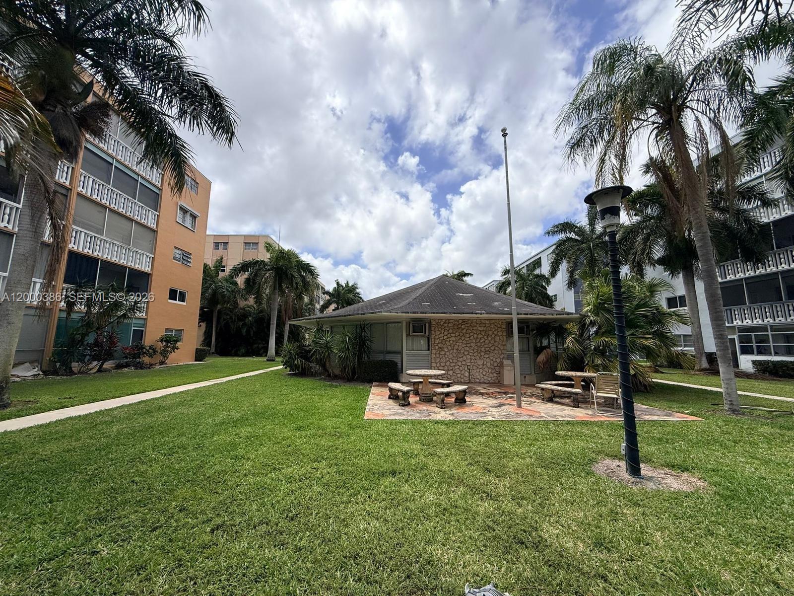 Photo of 219 14th Ave  #101, Hallandale Beach, Florida, 33009 - 