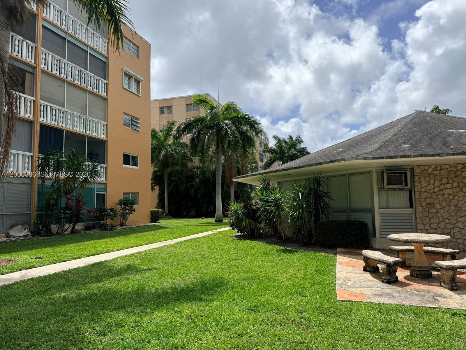Photo of 219 14th Ave  #101, Hallandale Beach, Florida, 33009 - 