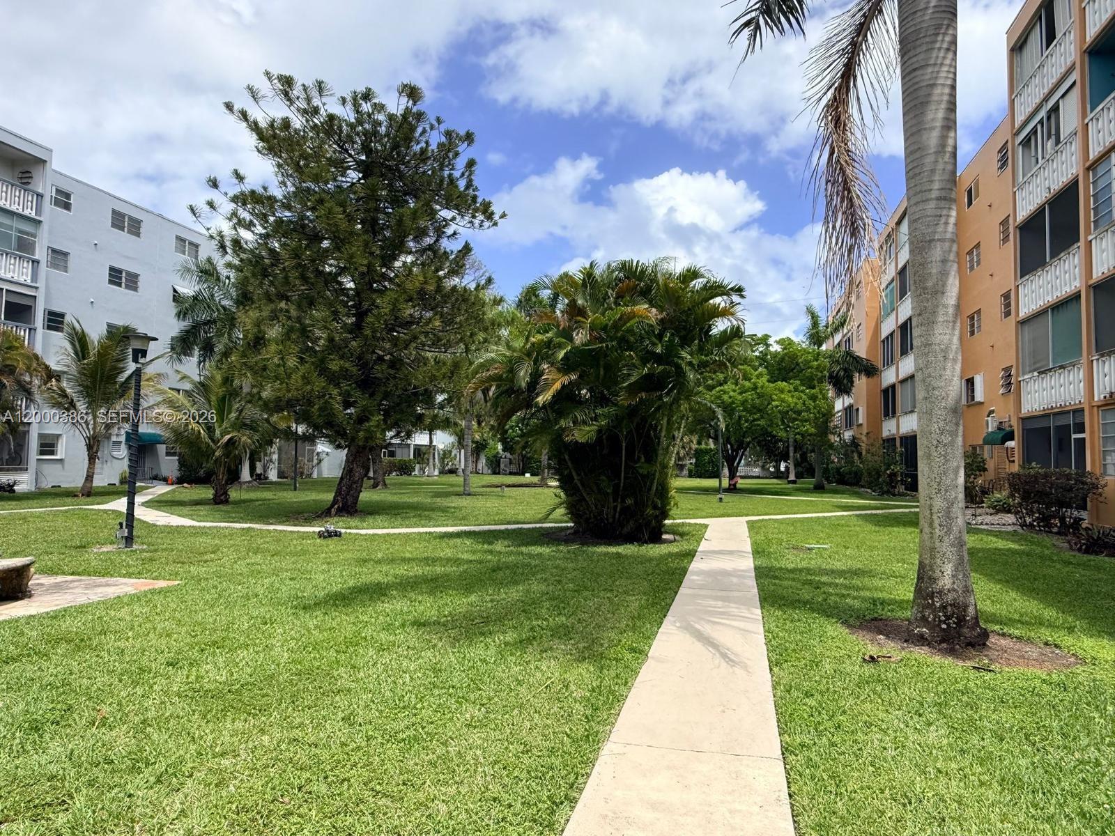 Photo of 219 14th Ave  #101, Hallandale Beach, Florida, 33009 - 