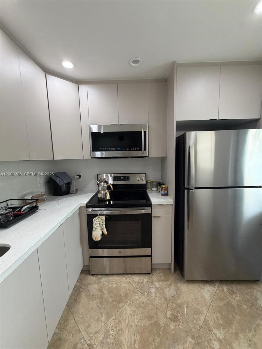 Photo of 219 14th Ave  #101, Hallandale Beach, Florida, 33009 - 