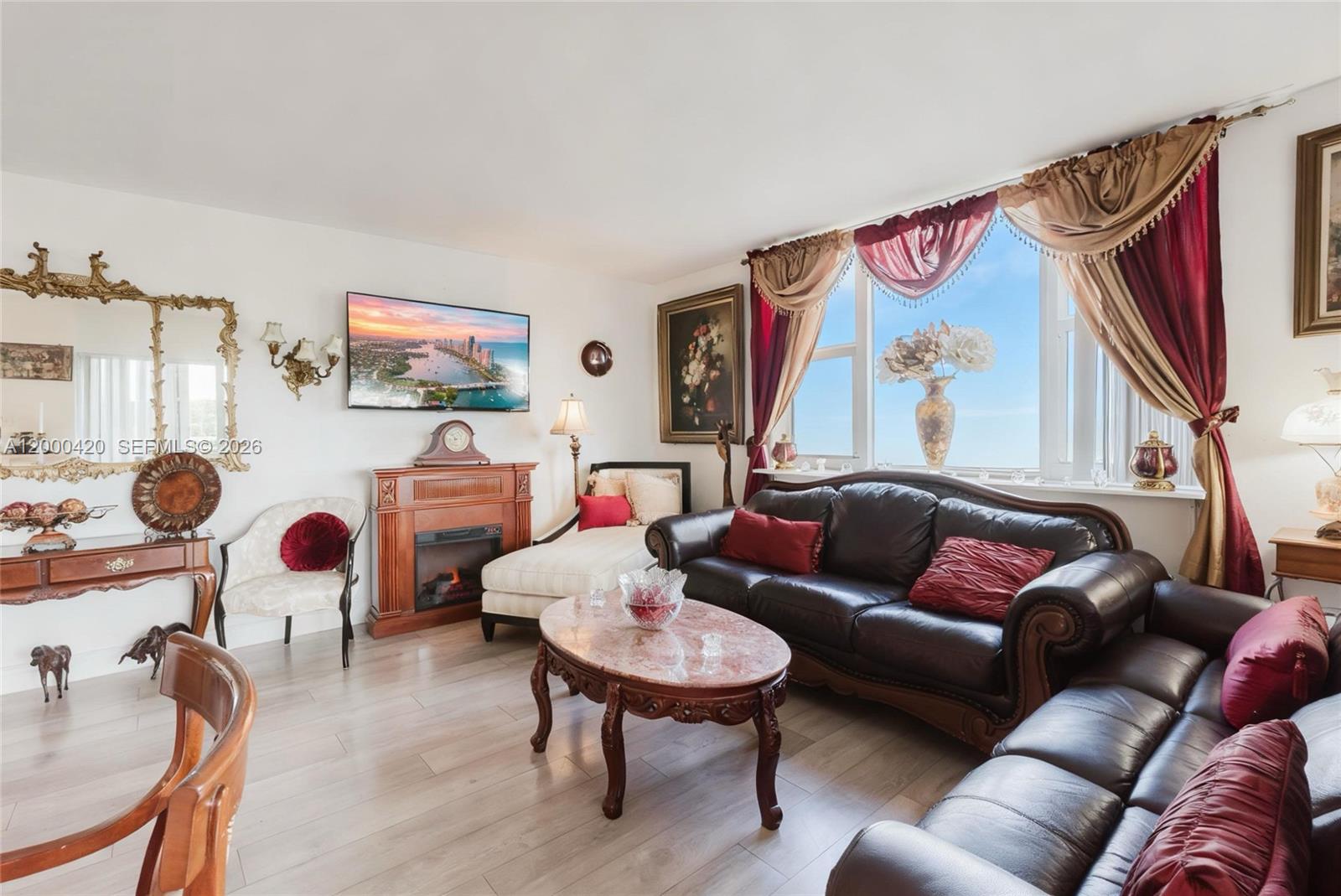 See details 411 2 / 2 1372 sq. ft. $ 2026-05-15 0 Photo