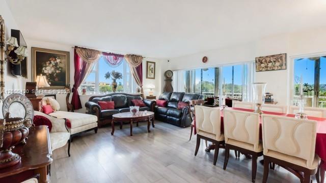 See details 411 2 / 2 1372 sq. ft. $ 2026-05-15 0 Photo