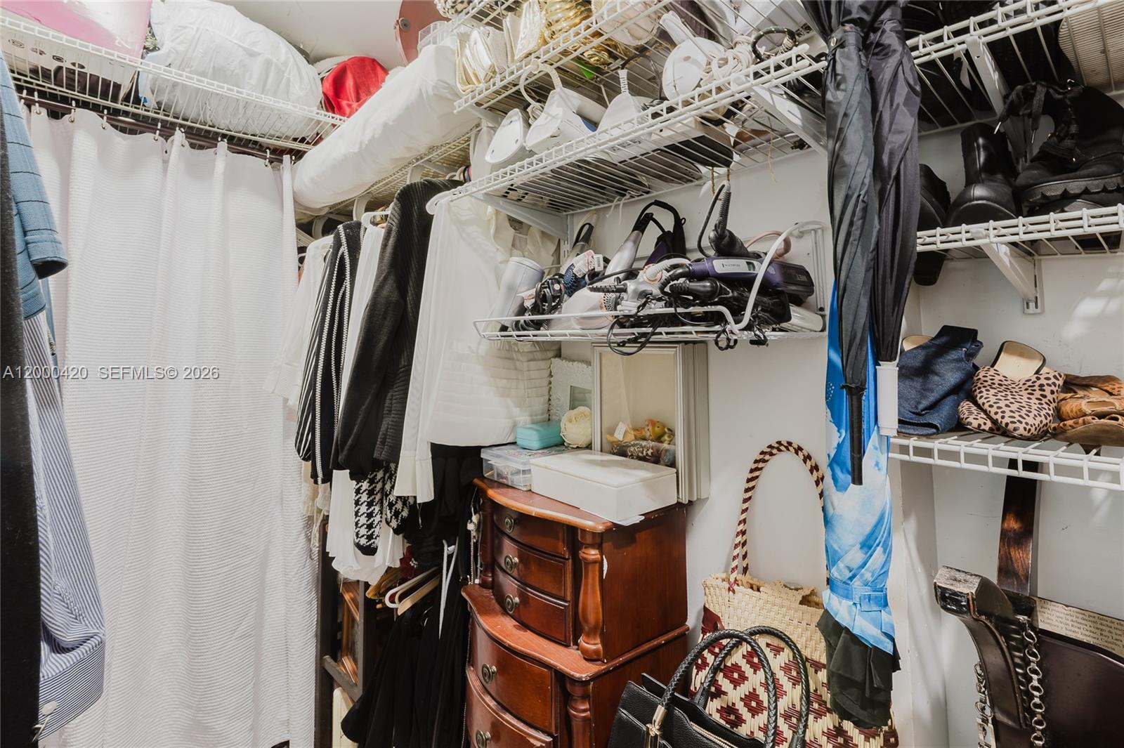 See details 411 2 / 2 1372 sq. ft. $ 2026-05-15 0 Photo