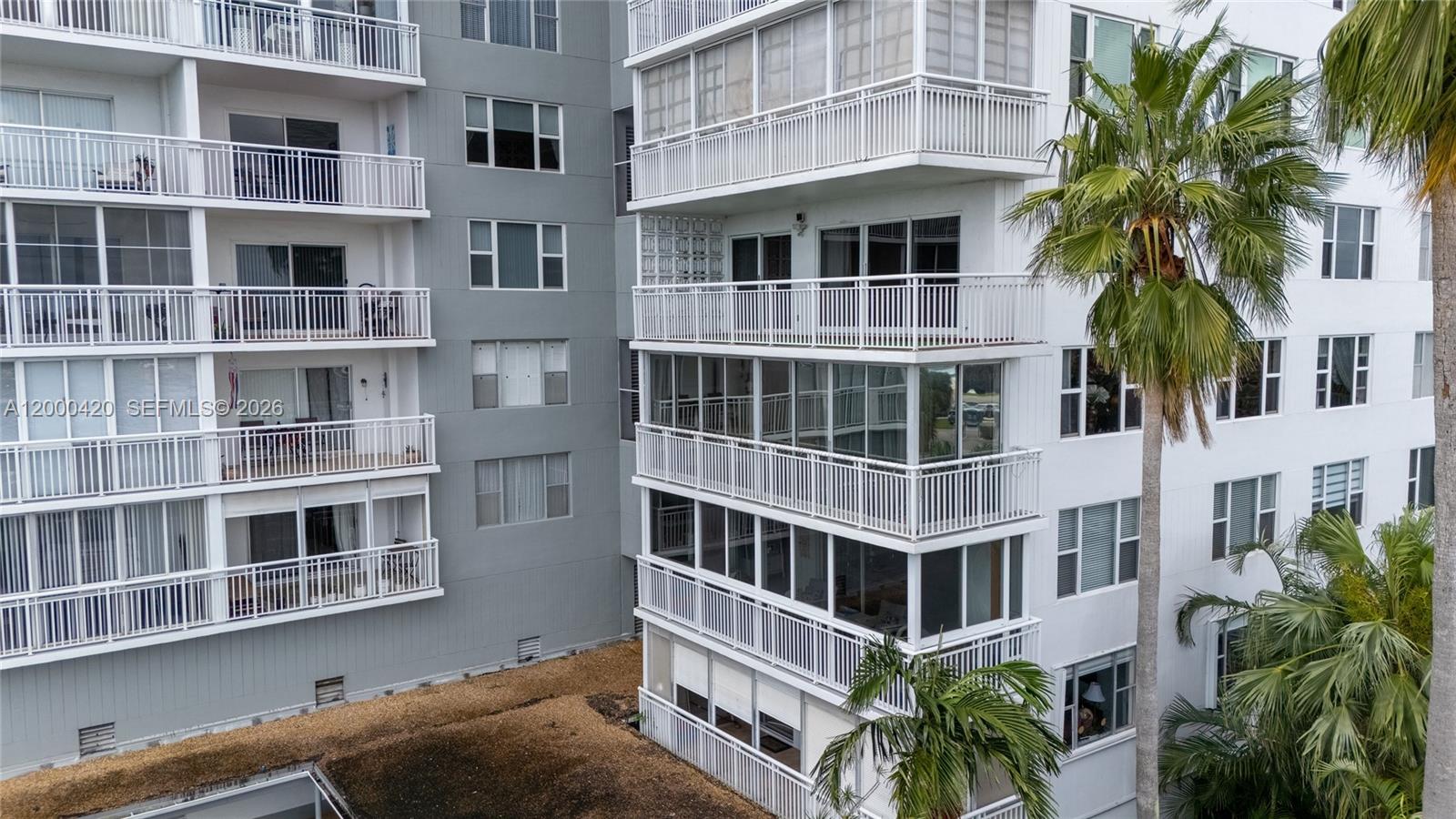 See details 411 2 / 2 1372 sq. ft. $ 2026-05-15 0 Photo