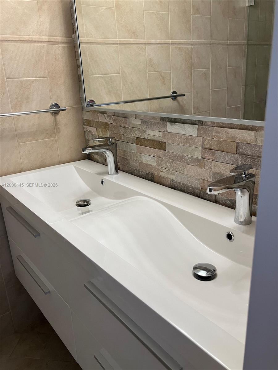 Photo of 3180 Ocean Dr  #603, Hallandale Beach, Florida, 33009 - 