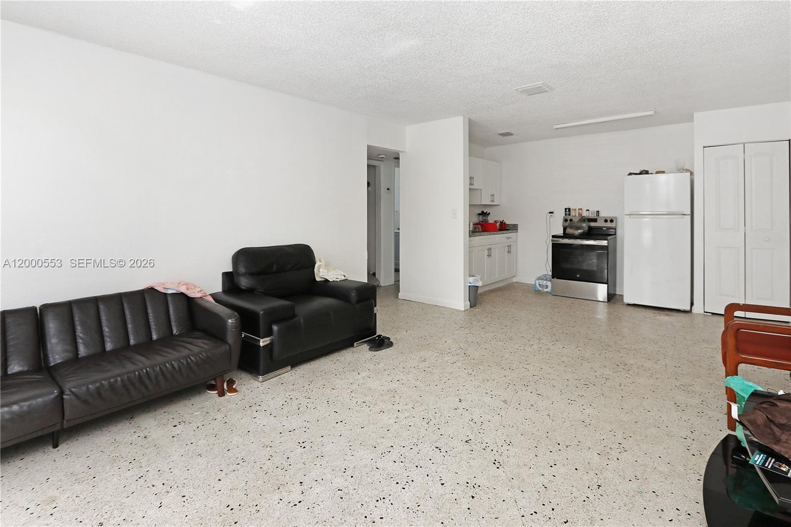   /   sq. ft. $ 2026-04-14 0 Photo