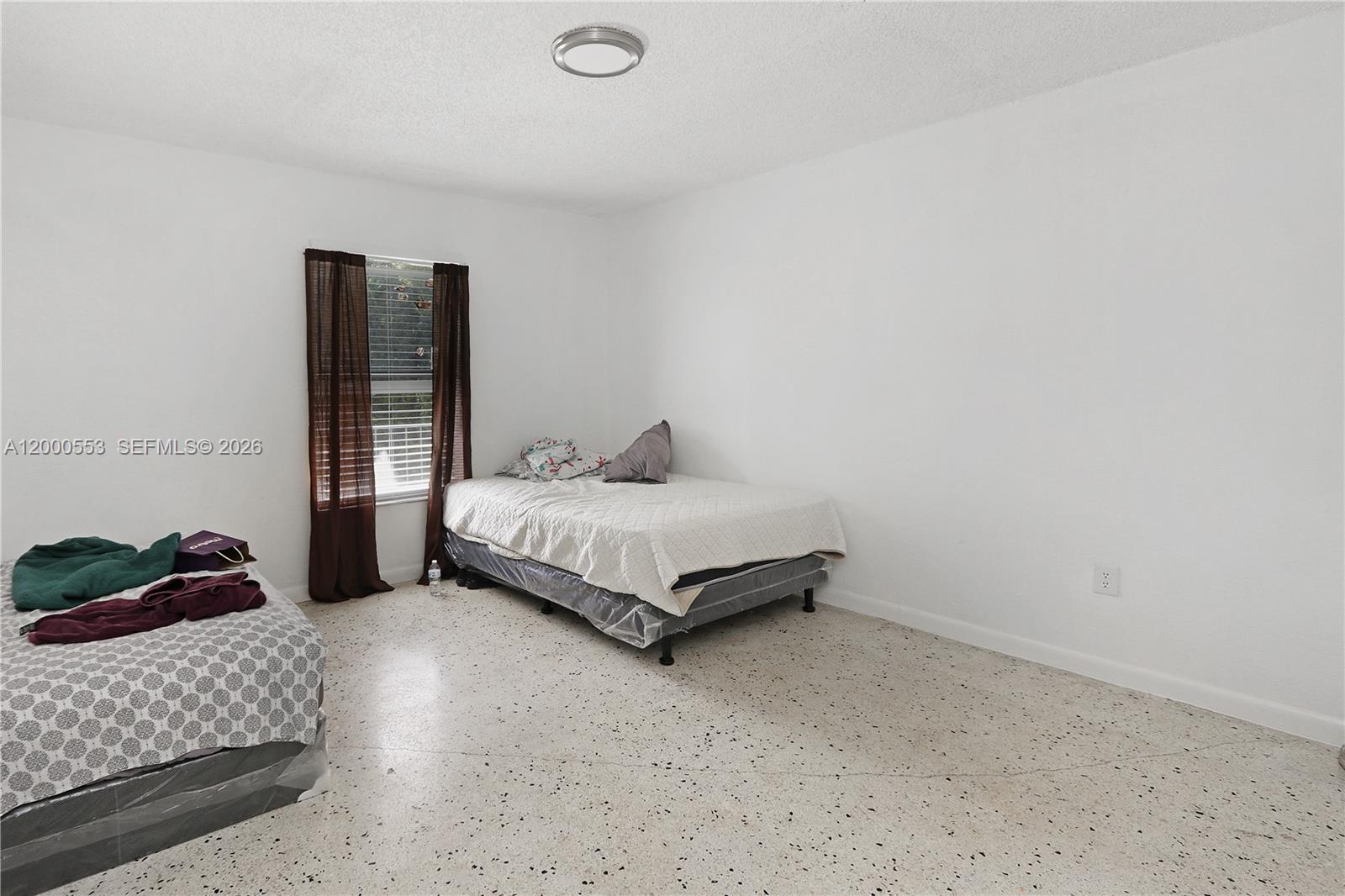   /   sq. ft. $ 2026-04-14 0 Photo